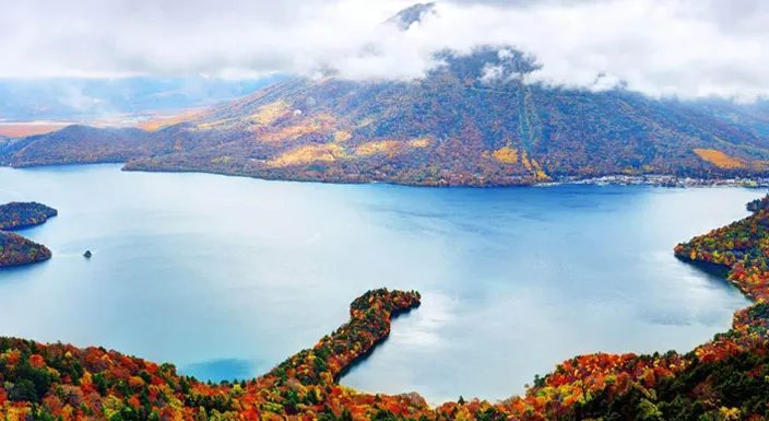 دریاچه آشی-طبیعت ژاپن