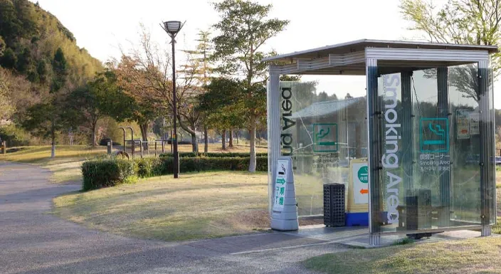 محل اختصاصی سیگار کشیدن در ژاپن